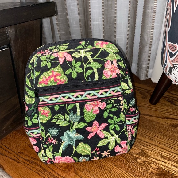 Vera Bradley Backpack - Picture 1 of 3